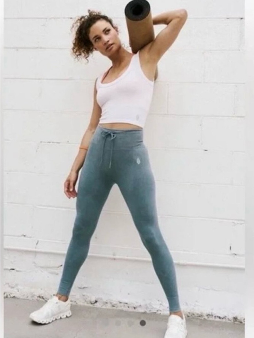 FREE PEOPLE Go To Leggings in Washed Hydro Sz Medium/Large